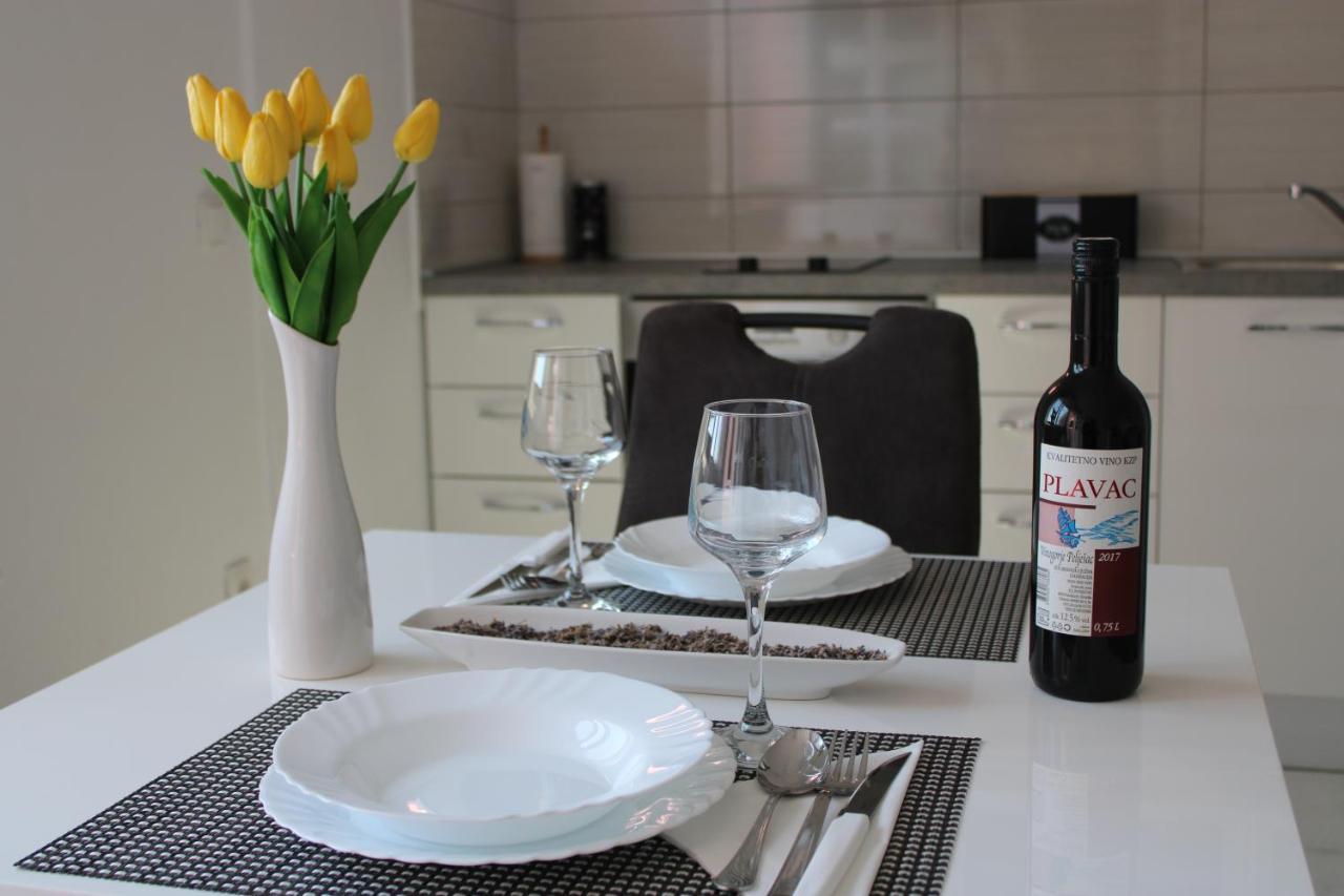 Apartmani Toni Дрниш Экстерьер фото