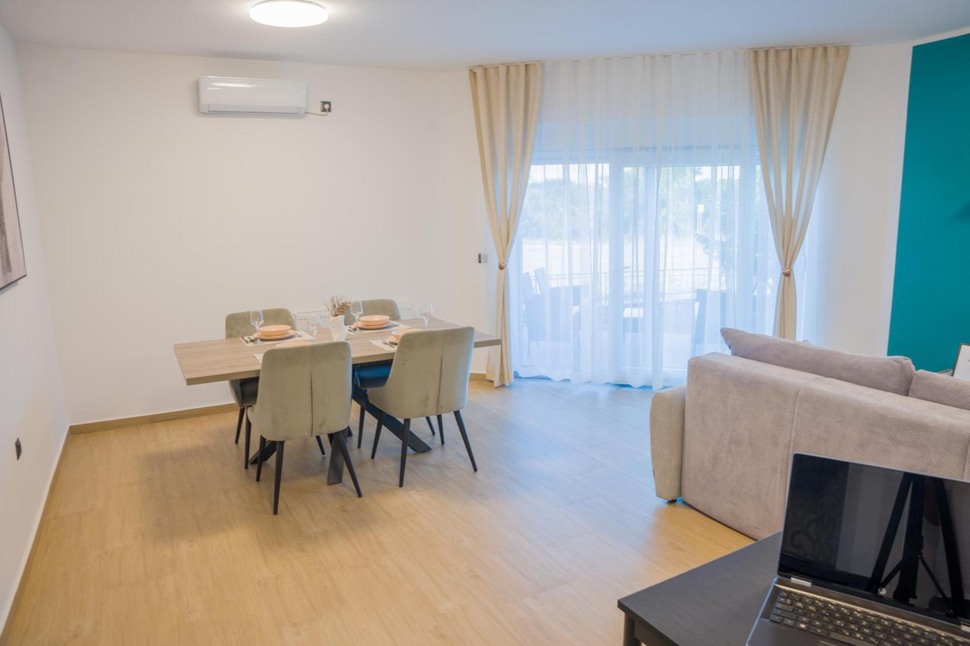 Apartmani Toni Дрниш Экстерьер фото